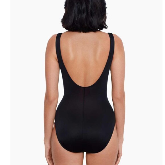 Miraclesuit 'Must Have' One-Piece Allover Slimming Underwire Swimsuit - Picture 3 of 16